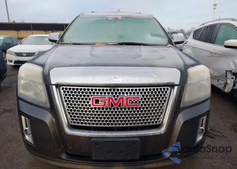 2013 GMC Terrain Denali z USA, uszkodzony, nr VIN 2GKFLYE36D6293780